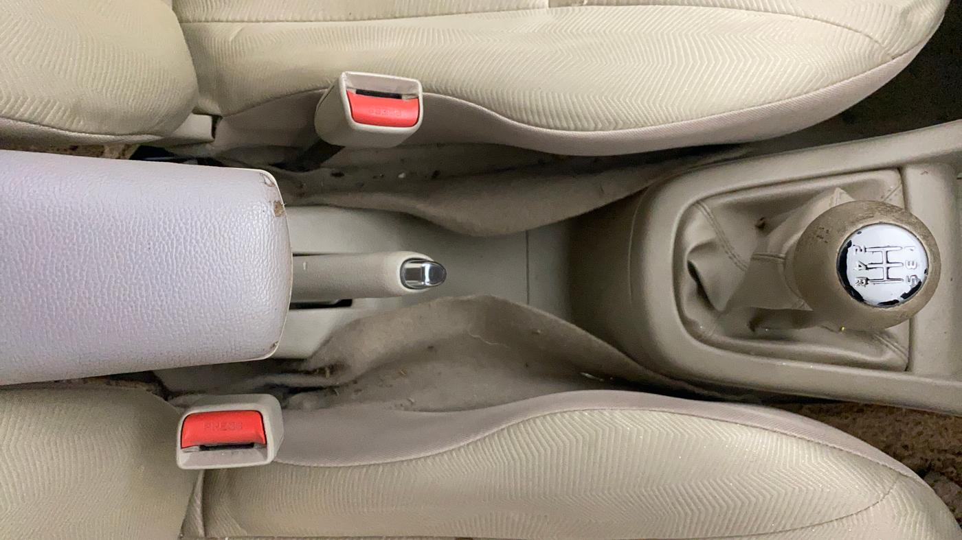 2017 Maruti Ertiga VXI, Petrol, Manual, 51,834 km, Gear Lever