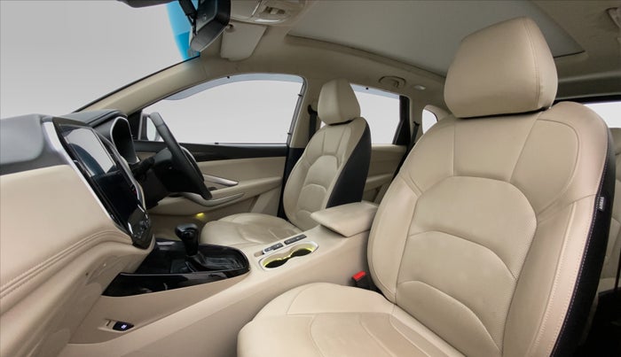 2021 MG HECTOR SHARP DCT PETROL, Petrol, Automatic, 6,468 km, Right Side Front Door Cabin View