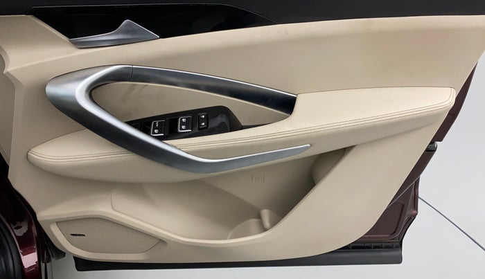 2021 MG HECTOR SHARP DCT PETROL, Petrol, Automatic, 6,468 km, Driver Side Door Panels Control