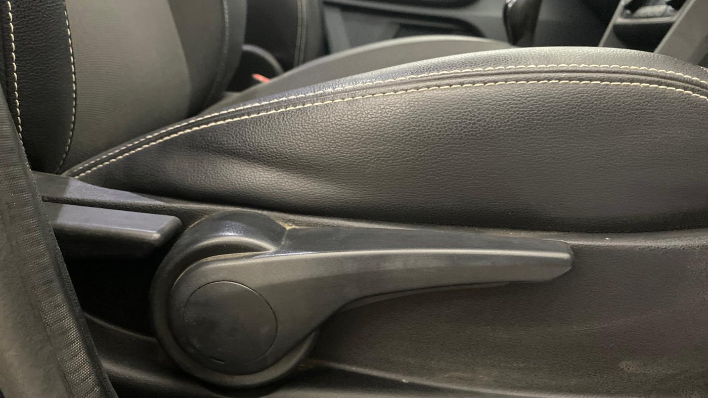 2019 Tata TIGOR XZ PLUS PETROL, Petrol, Manual, 62,832 km, Driver Side Adjustment Panel