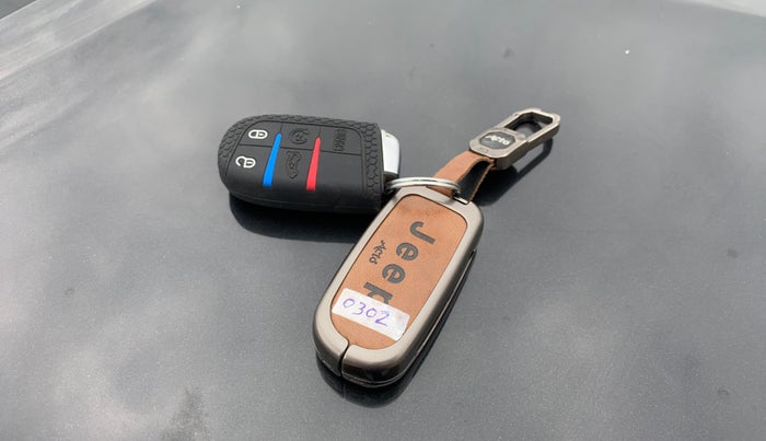 2018 Jeep Compass LIMITED PLUS PETROL AT, Petrol, Automatic, 76,096 km, Key Close Up