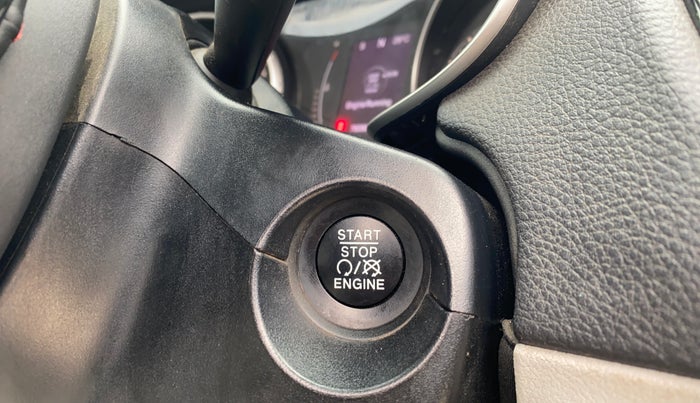 2018 Jeep Compass LIMITED PLUS PETROL AT, Petrol, Automatic, 76,096 km, Keyless Start/ Stop Button