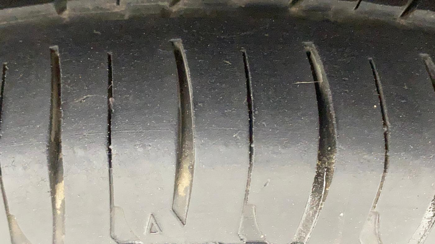 2016 Tata Tiago XZ PETROL, Petrol, Manual, 64,967 km, Left Front Tyre Tread