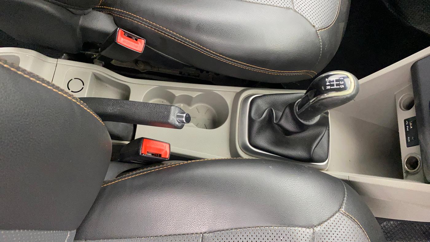 2016 Tata Tiago XZ PETROL, Petrol, Manual, 64,967 km, Gear Lever