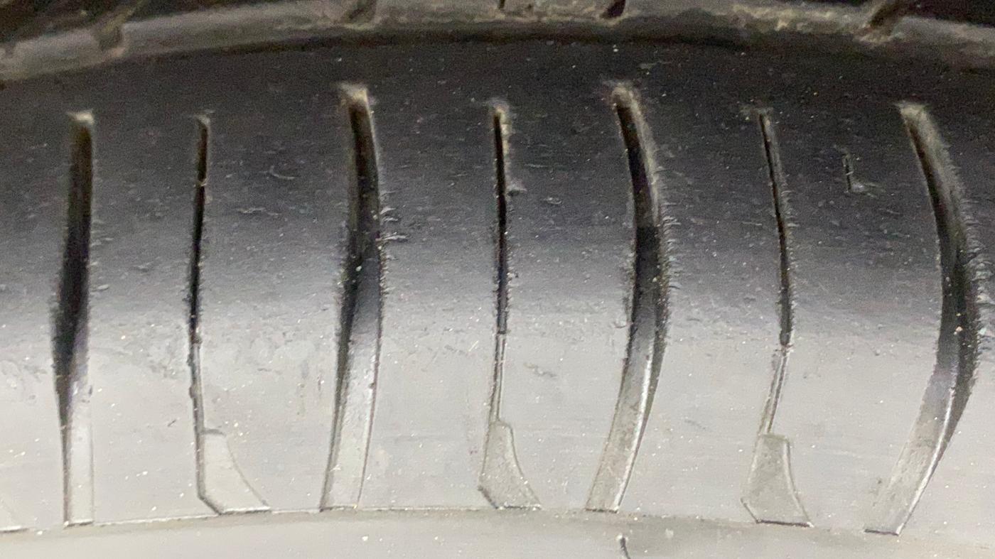 2016 Tata Tiago XZ PETROL, Petrol, Manual, 64,967 km, Left Rear Tyre Tread