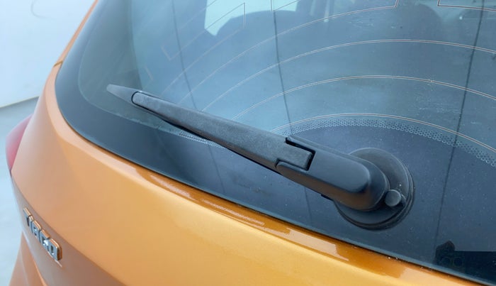 2016 Tata Tiago XZ PETROL, Petrol, Manual, 64,967 km, Rear Wiper