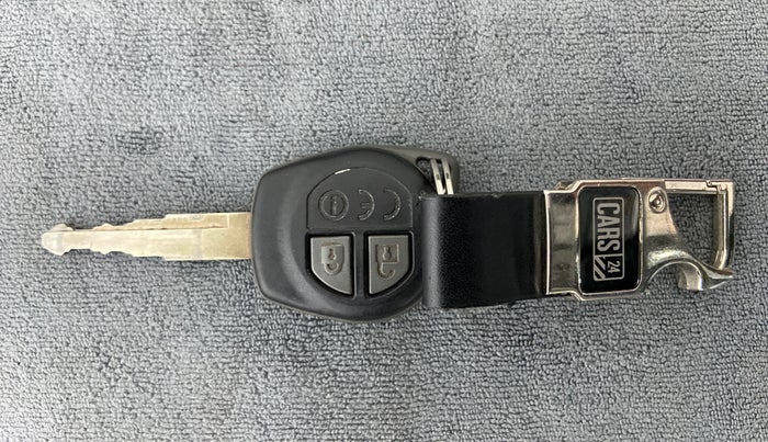2017 Maruti Dzire VXI, Petrol, Manual, 24,286 km, Key Close Up