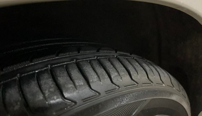 2019 Honda Civic 1.8L I-VTEC ZX CVT, Petrol, Automatic, 64,799 km, Right Rear Tyre Tread