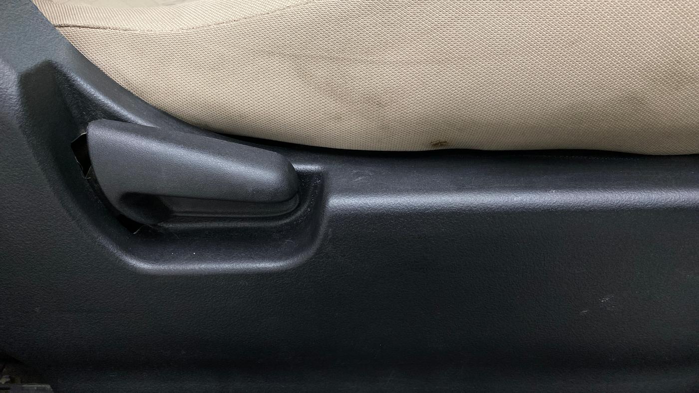 2018 Maruti Wagon R 1.0 VXI AMT, Petrol, Automatic, 49,091 km, Driver Side Adjustment Panel
