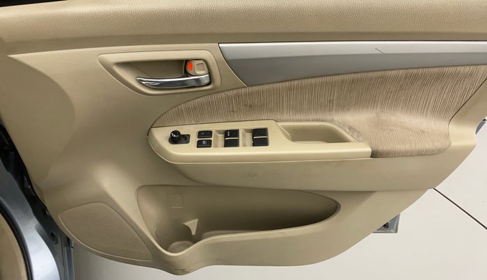 2013 Maruti Ertiga ZXI, Petrol, Manual, 79,332 km, Driver Side Door Panels Control