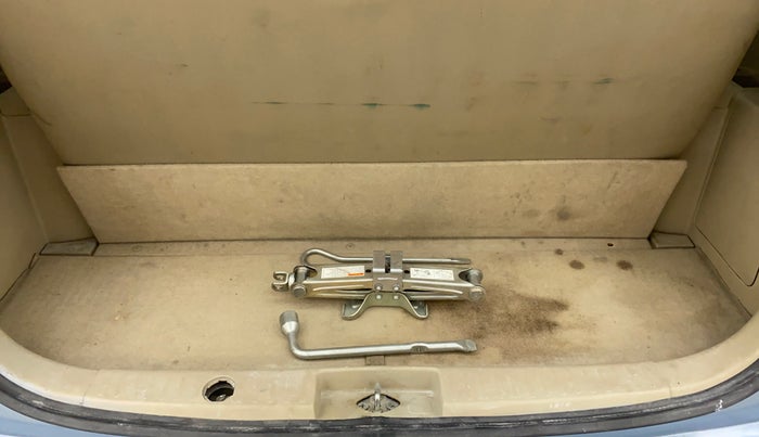 2013 Maruti Ertiga ZXI, Petrol, Manual, 79,332 km, Boot Inside