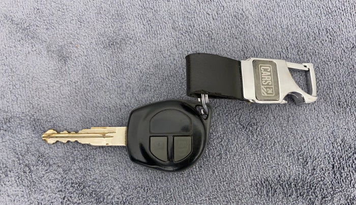 2013 Maruti Ertiga ZXI, Petrol, Manual, 79,332 km, Key Close Up