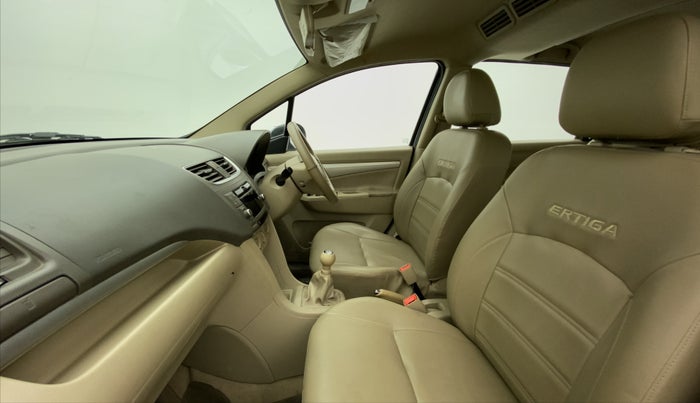 2013 Maruti Ertiga ZXI, Petrol, Manual, 79,332 km, Right Side Front Door Cabin