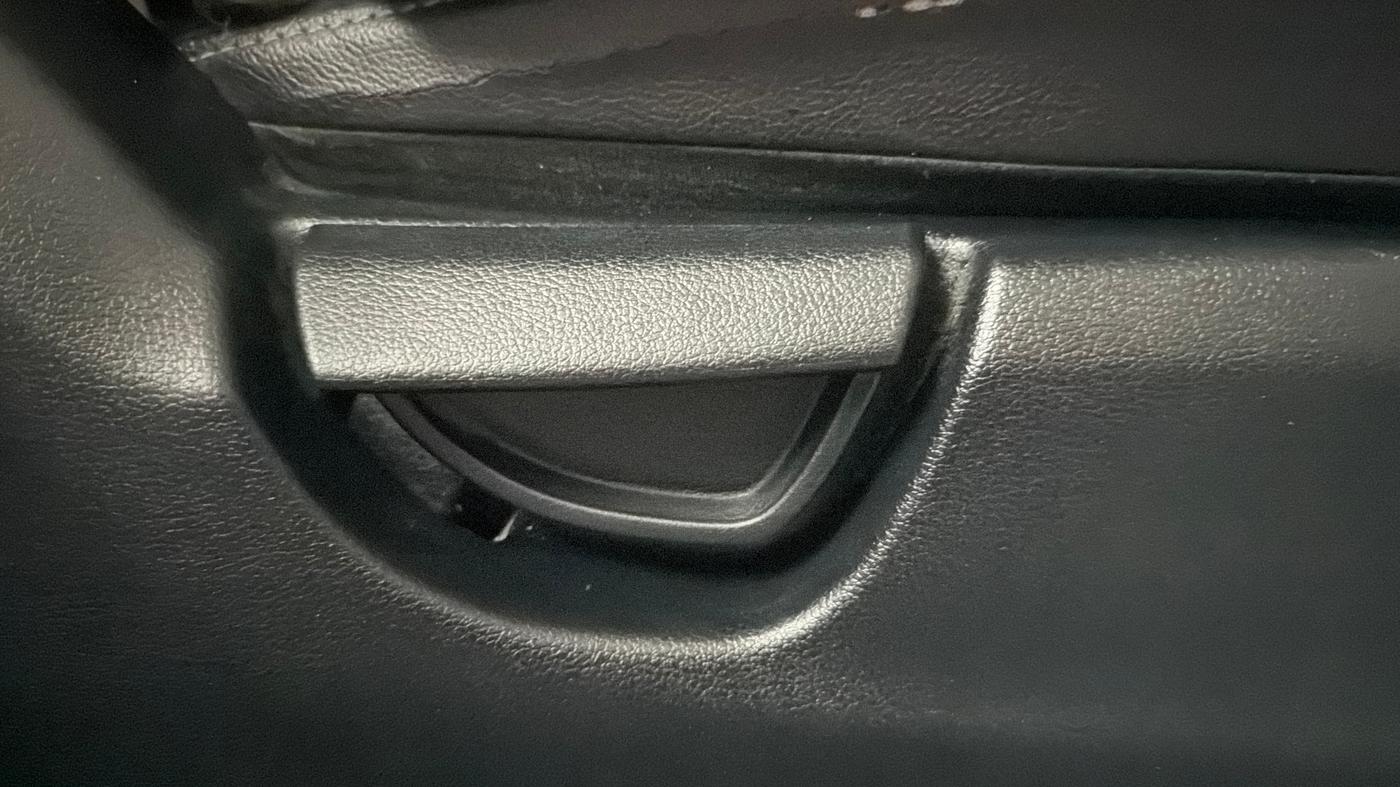 2018 Hyundai NEW SANTRO SPORTZ AMT, Petrol, Automatic, 51,370 km, Driver Side Adjustment Panel