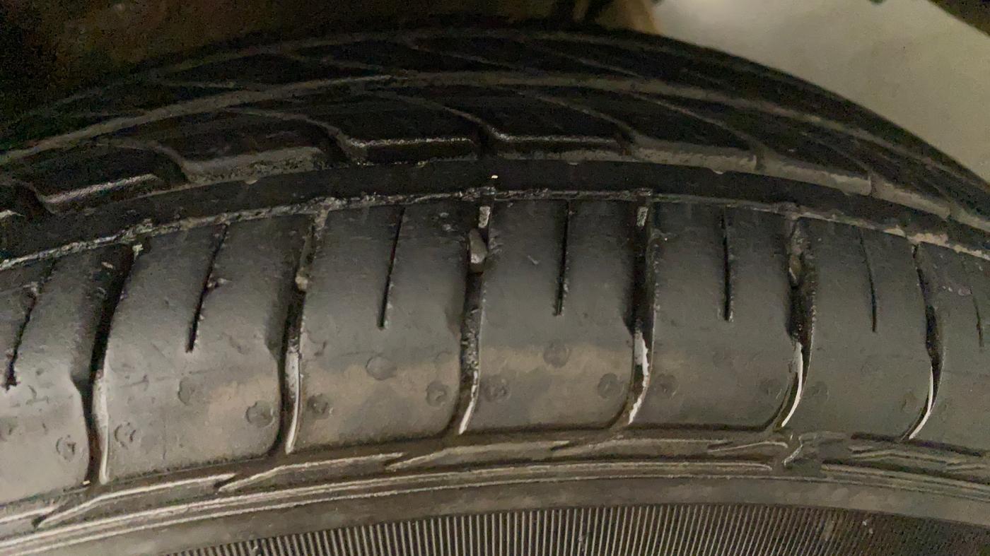 2015 Maruti Celerio VXI AMT, Petrol, Automatic, 73,222 km, Left Rear Tyre Tread
