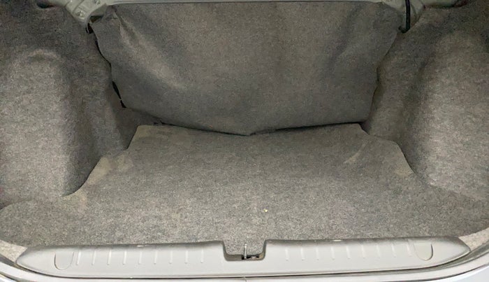 2022 Honda Amaze 1.2L I-VTEC S CVT, Petrol, Automatic, 17,210 km, Boot Inside