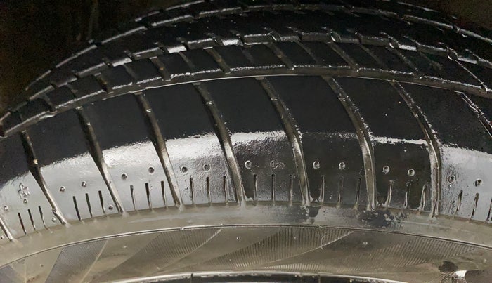 2022 Honda Amaze 1.2L I-VTEC S CVT, Petrol, Automatic, 17,210 km, Right Front Tyre Tread