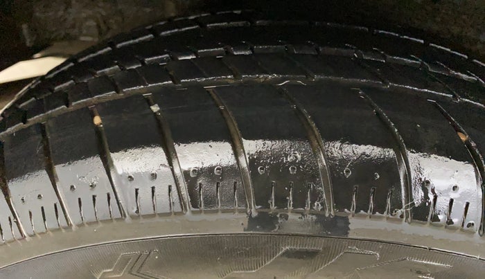 2022 Honda Amaze 1.2L I-VTEC S CVT, Petrol, Automatic, 17,210 km, Right Rear Tyre Tread