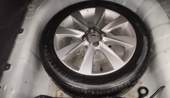 2013 Hyundai Verna FLUIDIC 1.6 VTVT SX, Petrol, Manual, 76,331 km, Spare Tyre