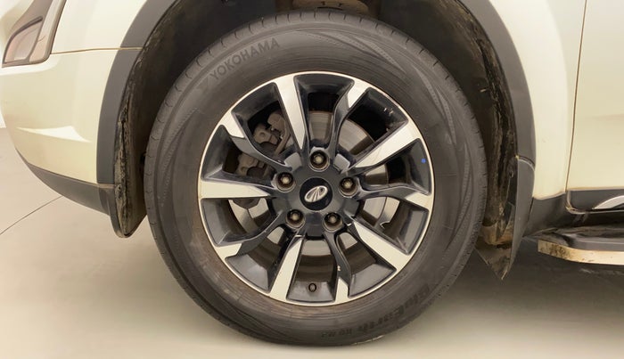 2018 Mahindra XUV500 W11 (O) AT, Diesel, Automatic, 98,855 km, Left Front Wheel