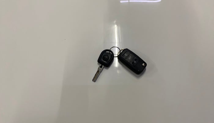 2014 Volkswagen Polo COMFORTLINE 1.2L PETROL, Petrol, Manual, 75,582 km, Key Close Up