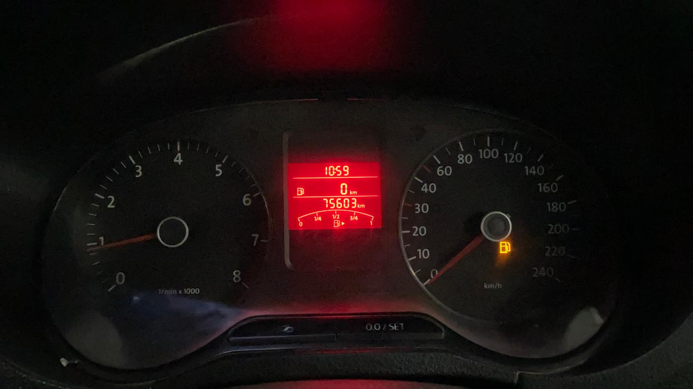 2014 Volkswagen Polo COMFORTLINE 1.2L PETROL, Petrol, Manual, 75,582 km, Odometer Image