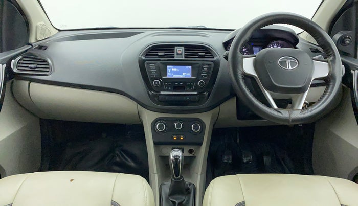 2017 Tata Tiago XT PETROL, Petrol, Manual, 39,216 km, Dashboard