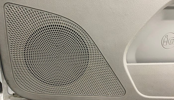 2017 Tata Tiago XT PETROL, Petrol, Manual, 39,216 km, Speaker