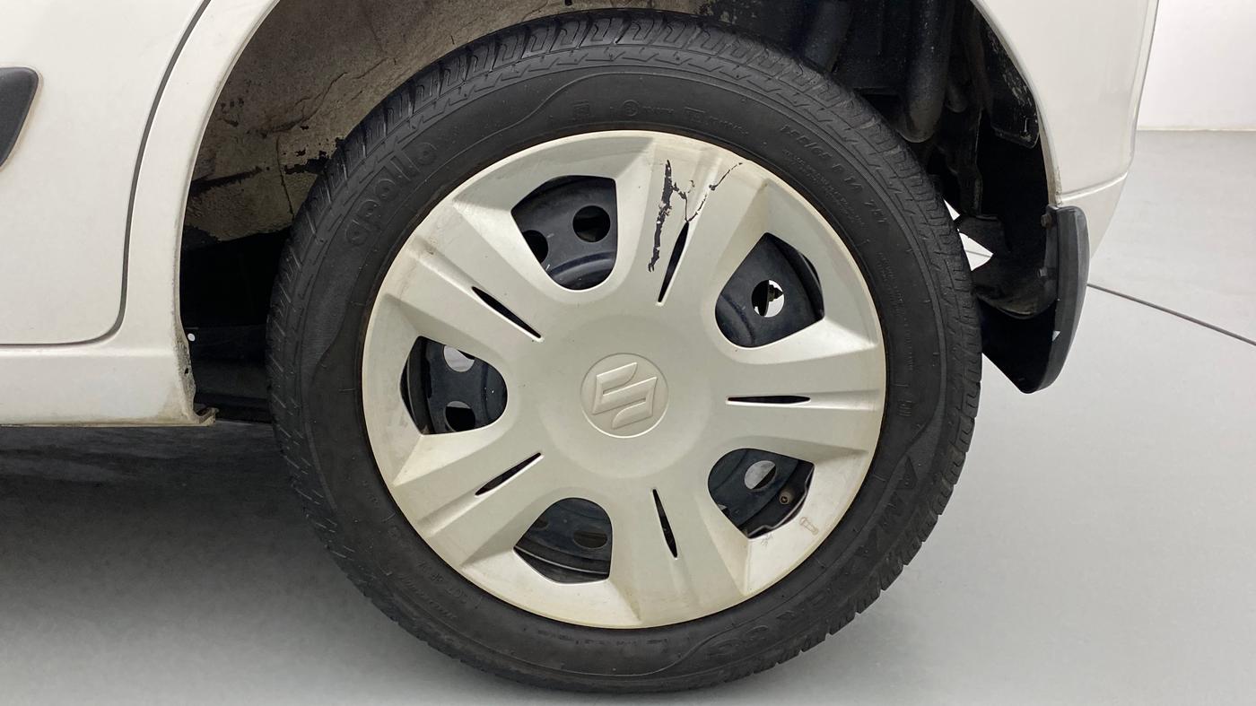 2015 Maruti Wagon R 1.0 VXI AMT, Petrol, Automatic, 9,032 km, Left Rear Wheel