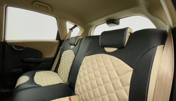 2012 Honda Jazz 1.2 SELECT I VTEC, Petrol, Manual, 76,225 km, Right Side Rear Door Cabin