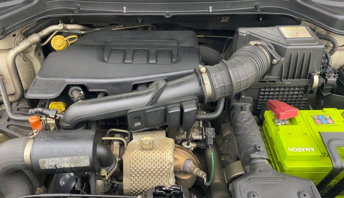 2021 Mahindra XUV300 W6 1.2 PETROL AMT, Petrol, Automatic, 81,586 km, Engine View