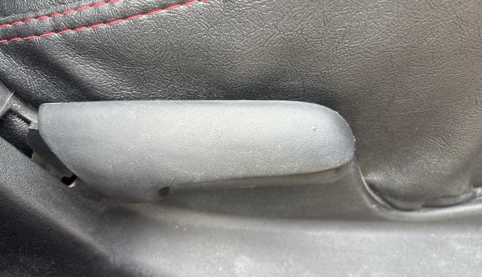 2021 Maruti Vitara Brezza VXI AT SHVS, Petrol, Automatic, 78,550 km, Driver Side Adjustment Panel