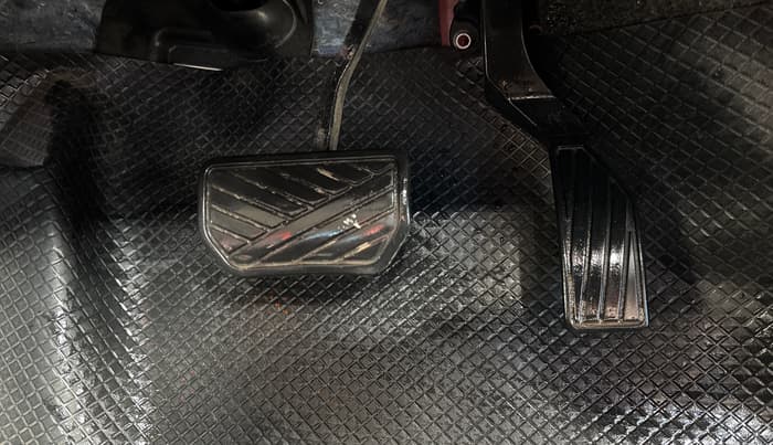 2021 Maruti Vitara Brezza VXI AT SHVS, Petrol, Automatic, 78,550 km, Pedals