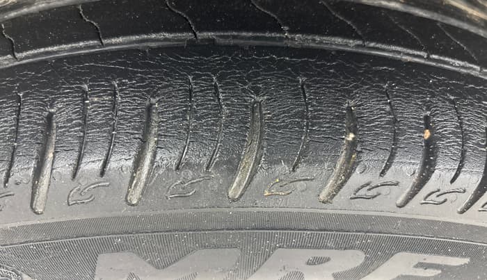 2021 Maruti Vitara Brezza VXI AT SHVS, Petrol, Automatic, 78,550 km, Left Front Tyre Tread