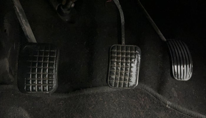 2015 Tata Bolt XM REVOTRON, Petrol, Manual, 77,367 km, Pedals