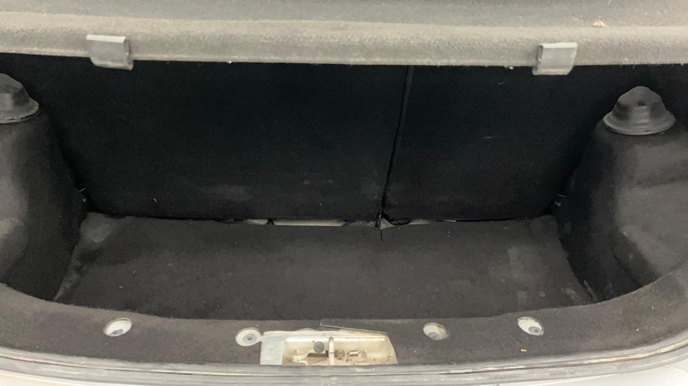 2015 Tata Bolt XM REVOTRON, Petrol, Manual, 77,280 km, Boot Inside