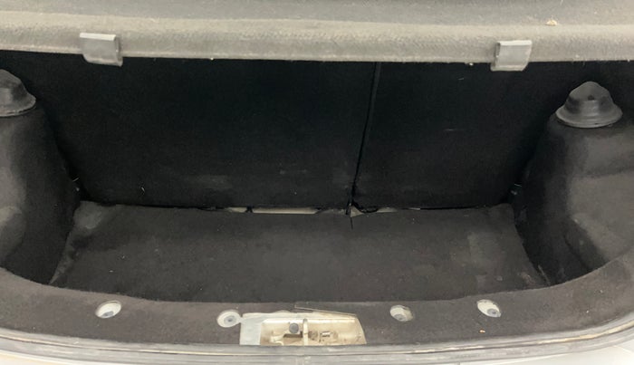 2015 Tata Bolt XM REVOTRON, Petrol, Manual, 77,367 km, Boot Inside