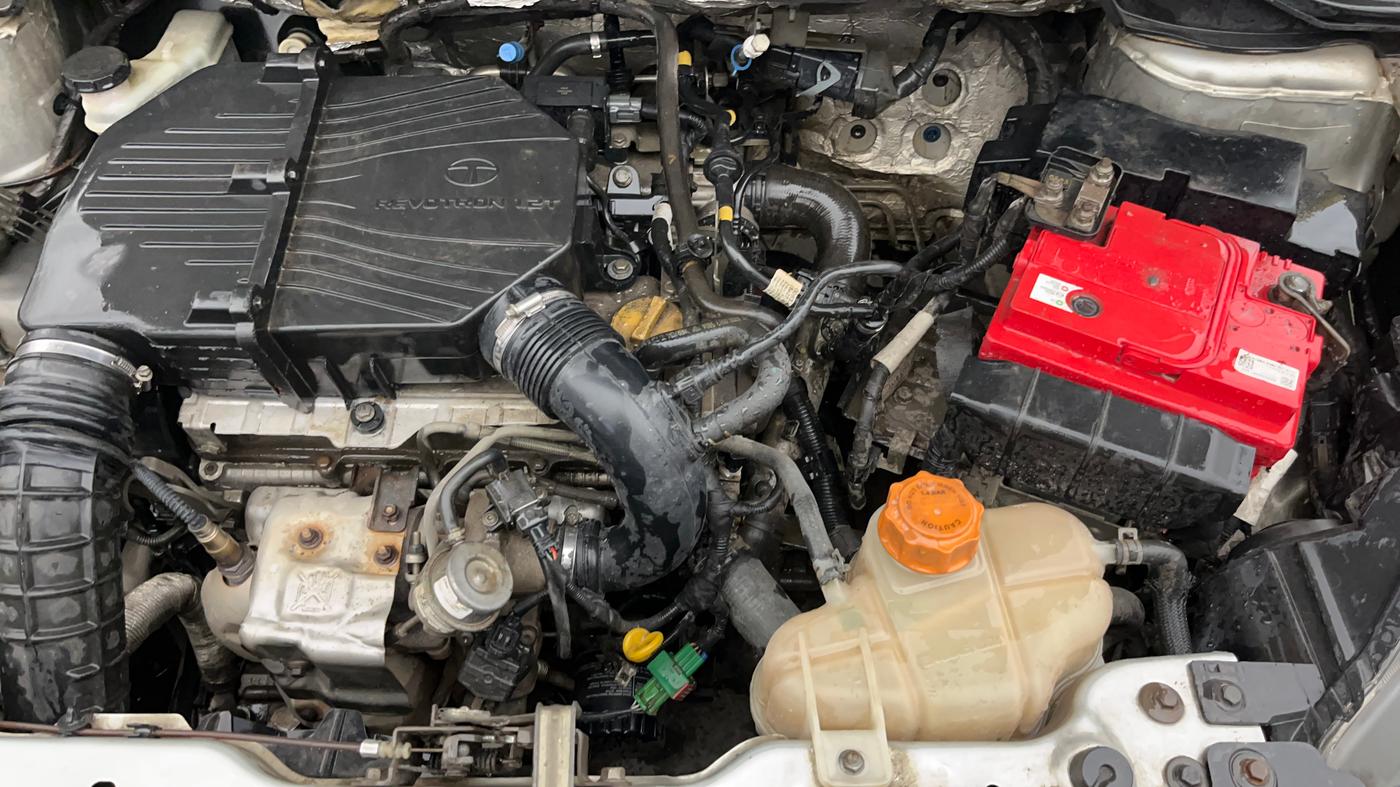 2015 Tata Bolt XM REVOTRON, Petrol, Manual, 77,280 km, Engine View - Left
