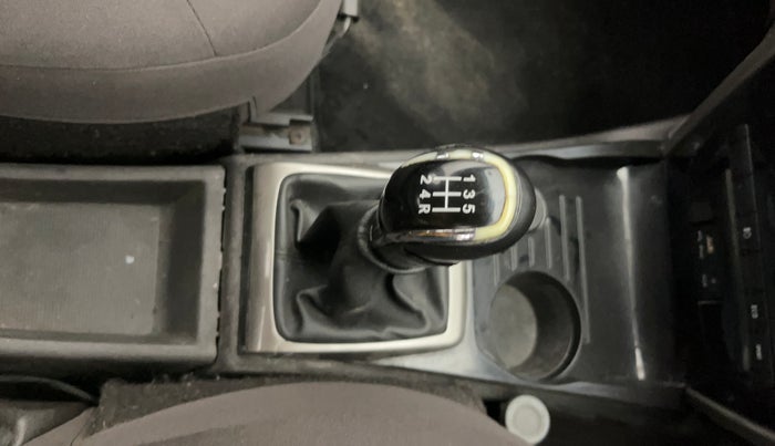 2015 Tata Bolt XM REVOTRON, Petrol, Manual, 77,367 km, Gear Lever