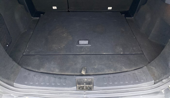 2019 Tata Harrier XZ 2.0L, Diesel, Manual, 89,096 km, Boot Inside