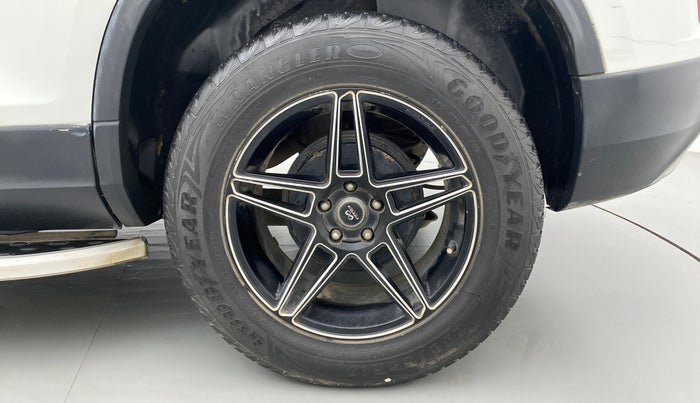 2019 Tata Harrier XZ 2.0L, Diesel, Manual, 89,096 km, Left Rear Wheel