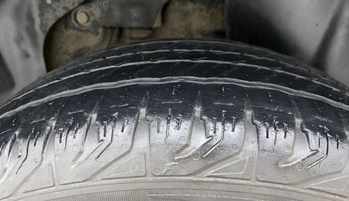2019 Tata Harrier XZ 2.0L, Diesel, Manual, 89,096 km, Left Rear Tyre Tread