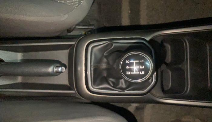 2019 Maruti IGNIS DELTA 1.2, Petrol, Manual, 53,769 km, Gear Lever