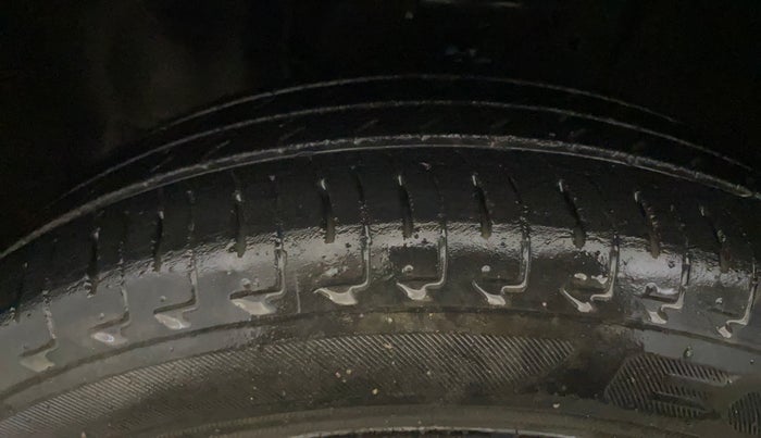 2019 Maruti IGNIS DELTA 1.2, Petrol, Manual, 53,769 km, Left Front Tyre Tread