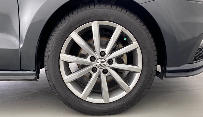 2019 Volkswagen Vento 1.2 TSI HIGHLINE PLUS AT, Petrol, Automatic, 84,025 km, Right Front Wheel