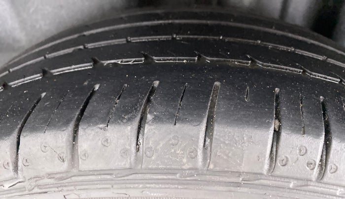 2019 Volkswagen Vento 1.2 TSI HIGHLINE PLUS AT, Petrol, Automatic, 84,025 km, Left Rear Tyre Tread