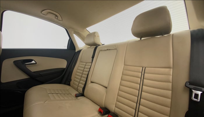 2019 Volkswagen Vento 1.2 TSI HIGHLINE PLUS AT, Petrol, Automatic, 84,025 km, Right Side Rear Door Cabin