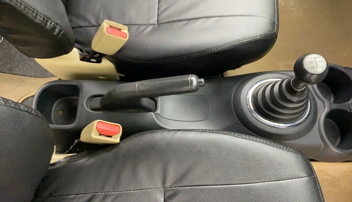 2016 Honda Amaze 1.2L I-VTEC S, Petrol, Manual, 77,875 km, Gear Lever