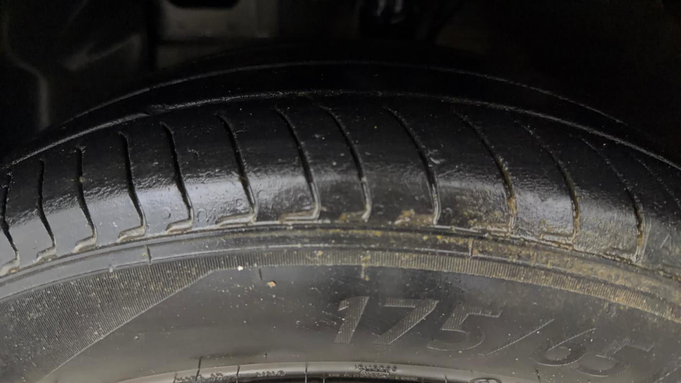 2023 Hyundai EXTER SX 1.2 CNG MT, CNG, Manual, 71,250 km, Left Front Tyre Tread