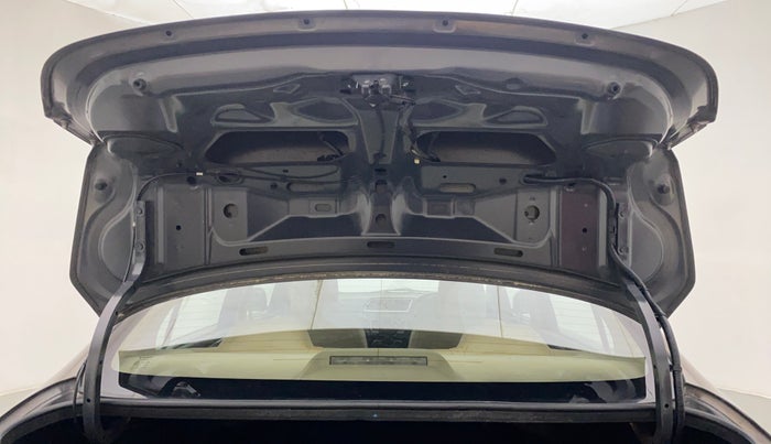 2015 Maruti Ciaz VDI SHVS, Diesel, Manual, 1,14,701 km, Boot Door Open